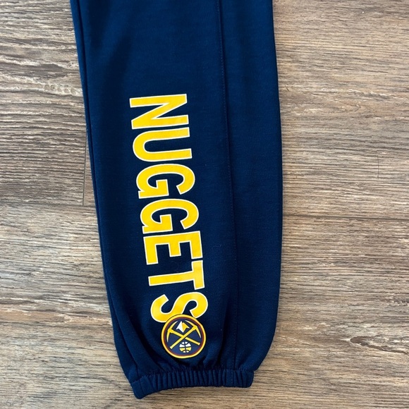 NBA Sideline Apparel Women’s Size Medium Denver Nuggets Cropped Joggers - Picture 4 of 9